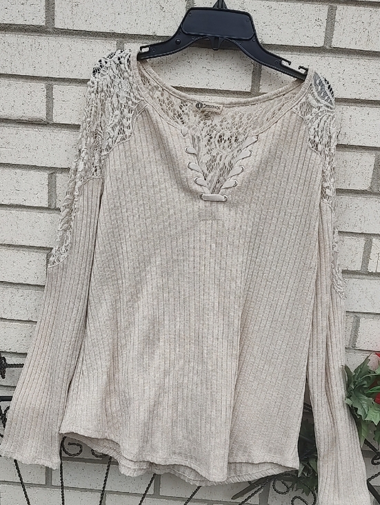 Democracy Tops - Democracy Lace-Trim Ribbed Knit Top - Beige